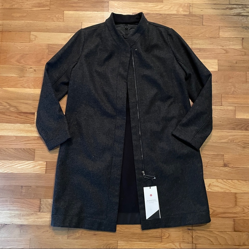 NWT Lululemon All Days Soft Shell Jacket (no vest) (size 10)